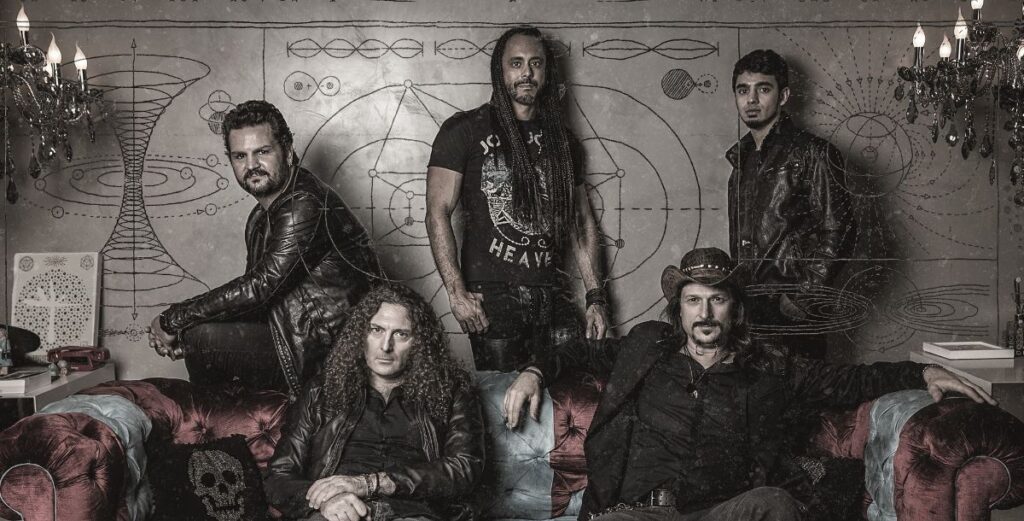 Angra: assista vídeo de “Rebirth” no DVD “ØMNI Live” || ONSTAGE ...